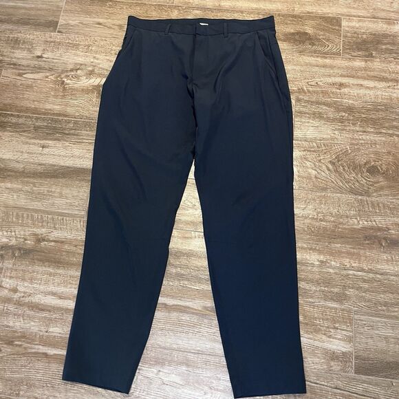 Fabletics The Only Pant Men's Size 36x33.5 Black Classic Fit Performance Pants - Picture 1 of 11